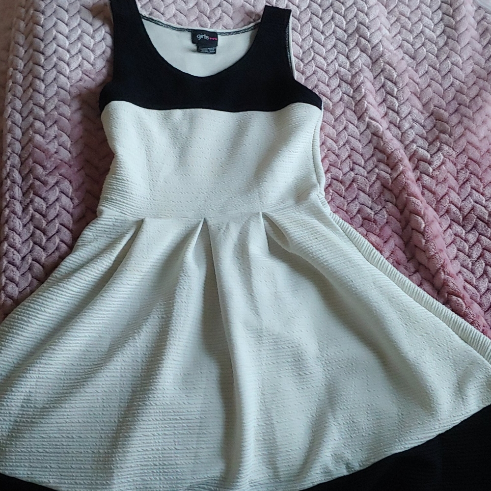 girls dress
